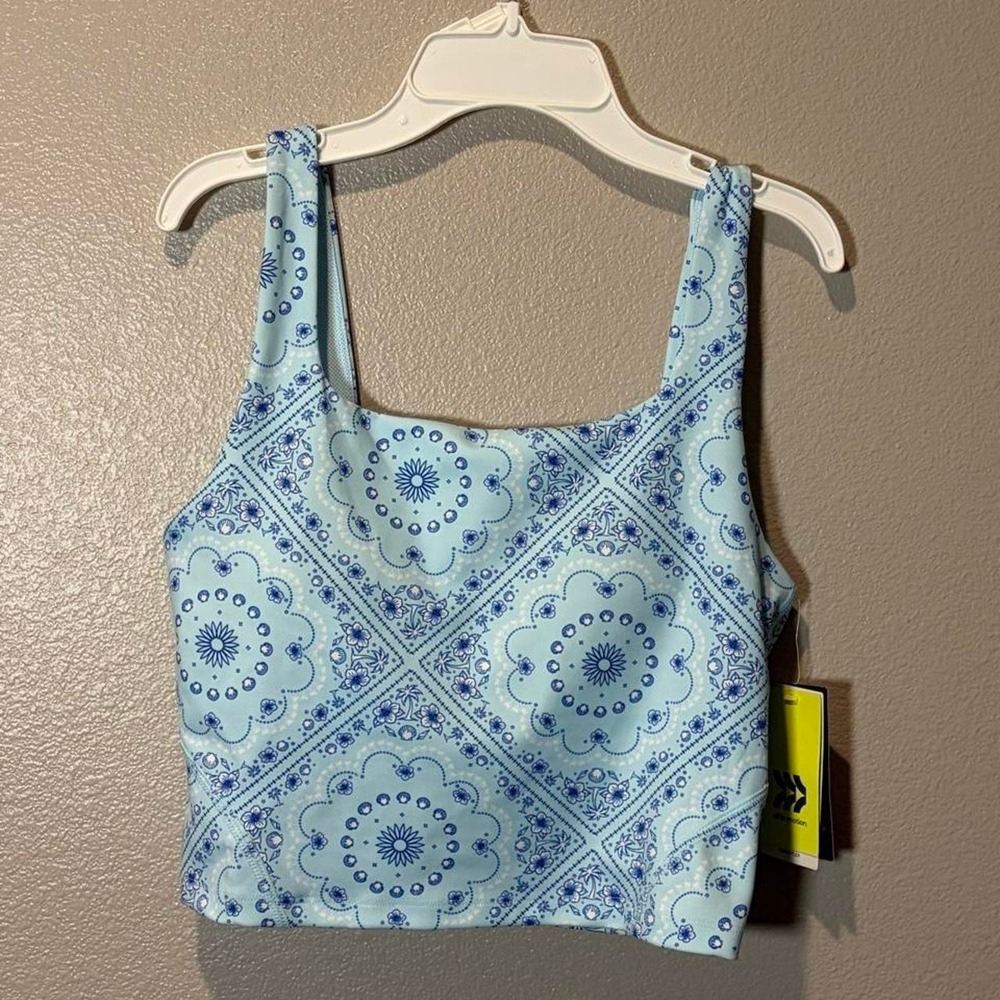 All in Motion blue and light blue bandana print crop top with built in bra M